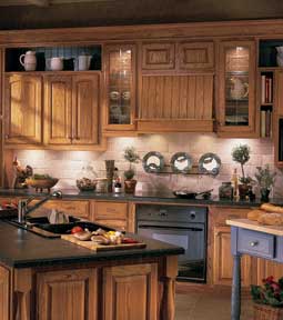 oak kitchen cabinets