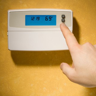setting thermostat temperature