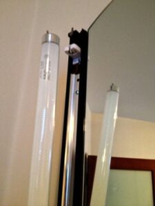 How To Fix A Fluorescent Light