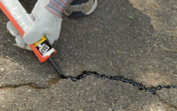 DIY Asphalt Driveway Repair, Sealing & Cleaning | HomeTips