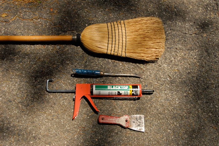 tools for asphalt crack repair