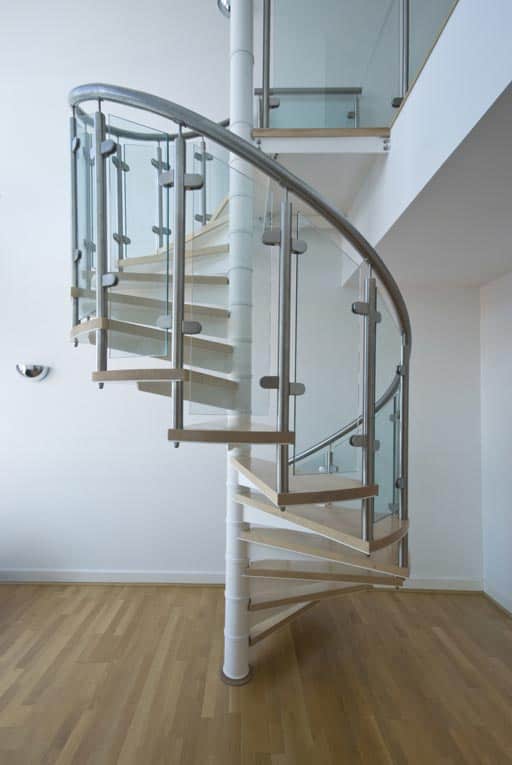 How to install a building ladder or buy a pre-made ladder