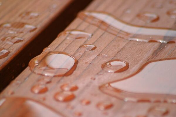 wood deck water repellent finish