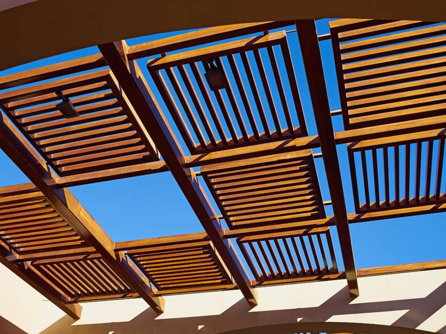 patio overhead with fixed louvers that run in two directions